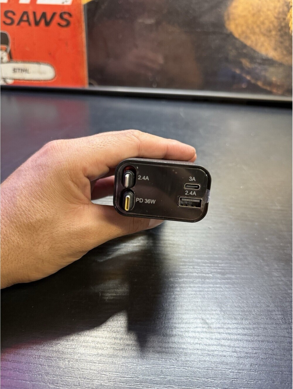 LISEN 2E7130 69W Retractable Car Charger USB-C 4-in-1